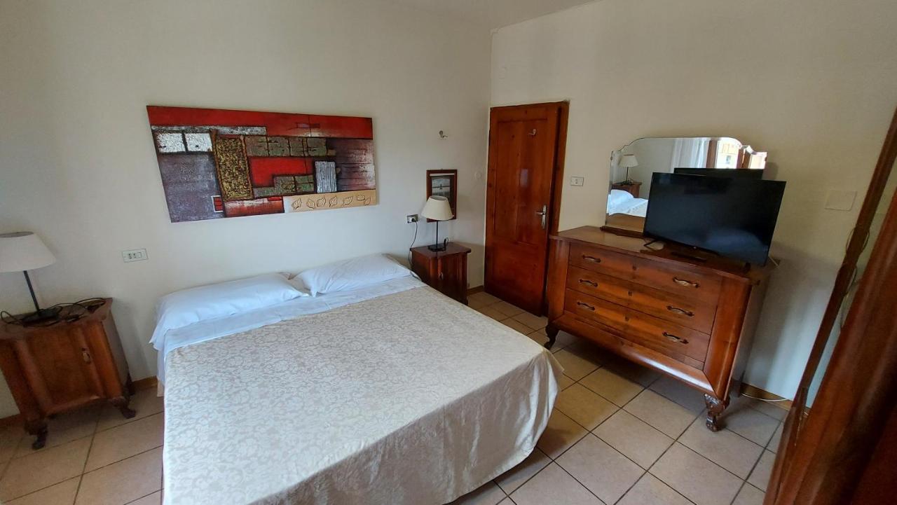Amelia Hotel Momigno Extérieur photo